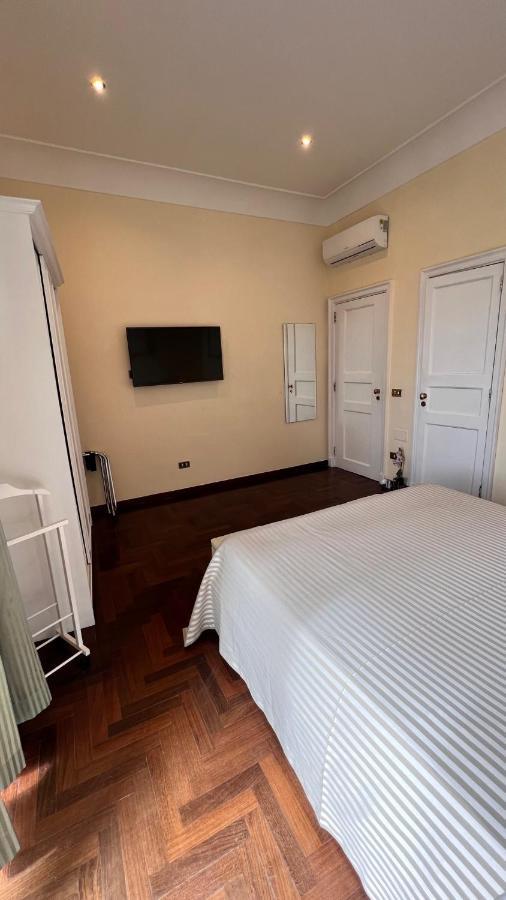 Calabritto Suite Napoli Dış mekan fotoğraf
